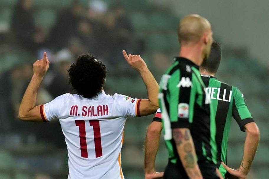 L&#39;esultanza di Salah dopo il gol del vantaggio giallrosso. Afp